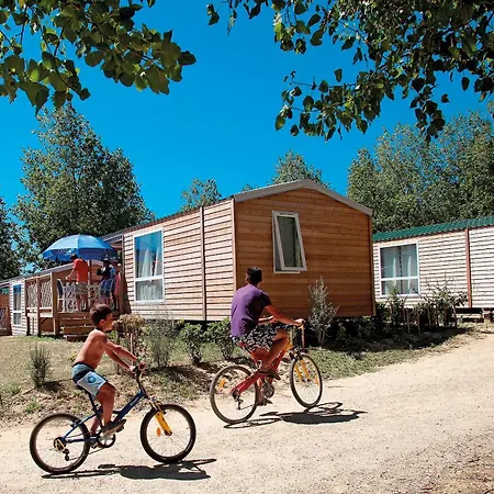 Camping Domaine Résidentiel De Plein Air Odalys Les Demoiselles Saint-Hilaire-de-Riez