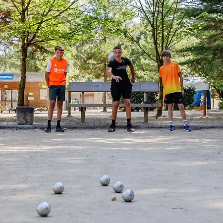 Campsite Domaine Residentiel De Plein Air Les Demoiselles 3*