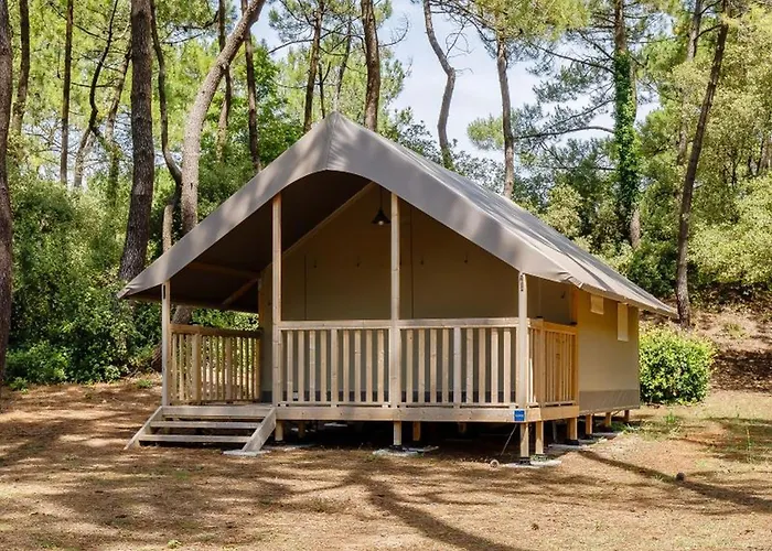 Parque de Campismo Les Demoiselles 3*