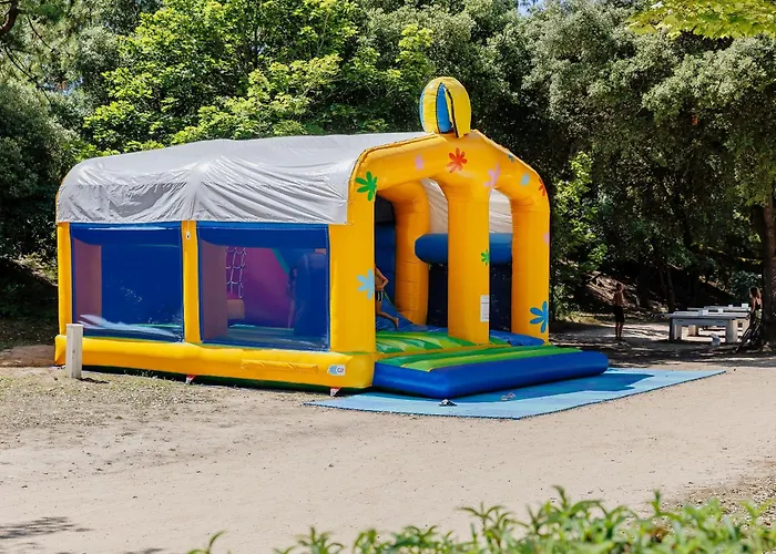 Les Demoiselles Parque de Campismo 3*